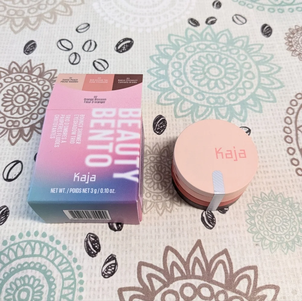 Kaja Beauty Bento Eyeshadow trio - 02 Orange Blossom